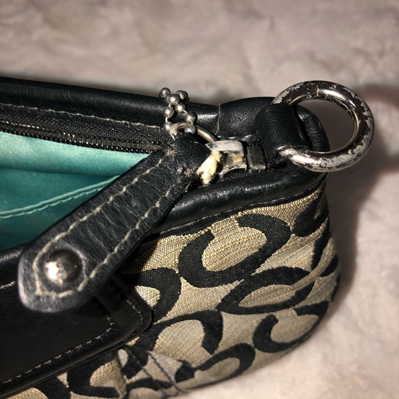 Black Coach wristlet/clutch - Picture 5 of 8